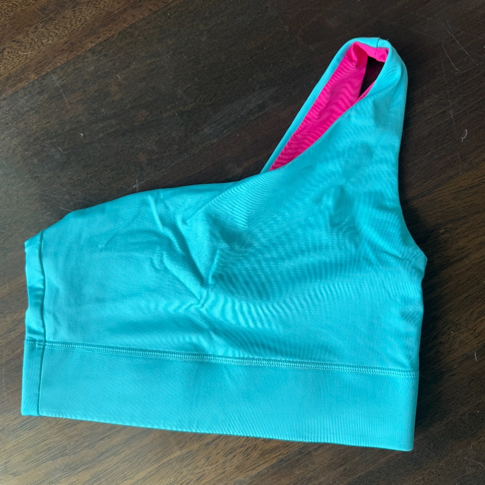 Fabletics Set | Reversible Off-The-Shoulder Sport… - image 4